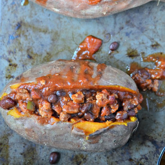 Chili-Stuffed Sweet Potato