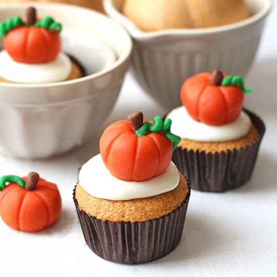 Halloween Pumpkin Cupcakes