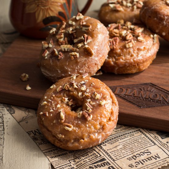 Pumpkin Spice Donuts