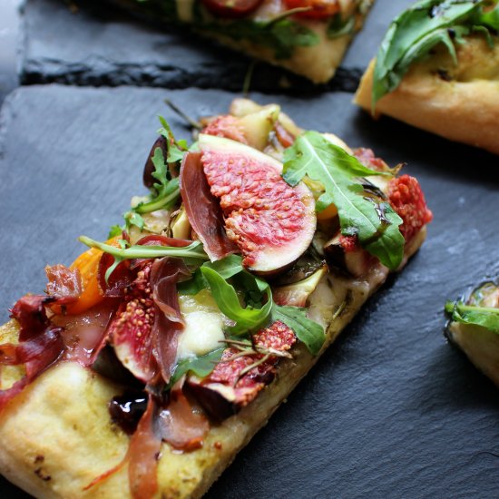 Fig & Prosciutto Pizza