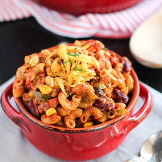 Veggie Chili Mac and Cheese