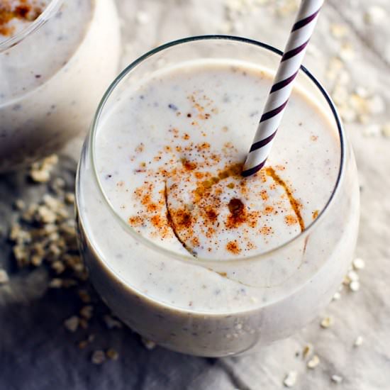 Caramel Pear Oatmeal Crisp Smoothie