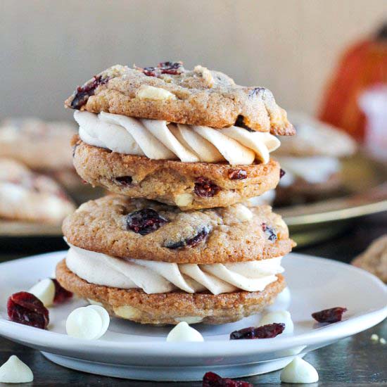 Pumpkin Spice Cookie Sandwiches