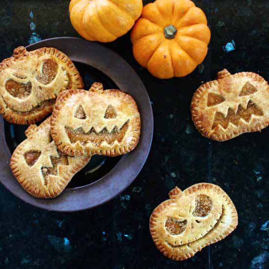 Jack-O-Lantern Pumpkin Hand Pies