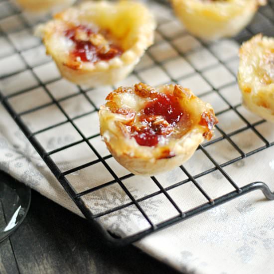 Cranberry Brie Mini Pies