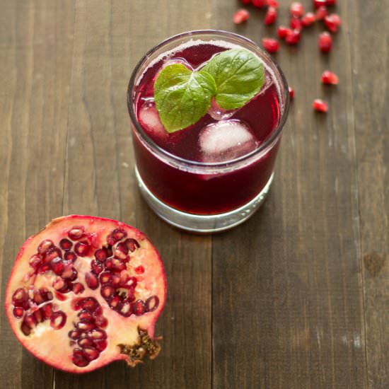 Maple Syrup Pomegranate Cocktail