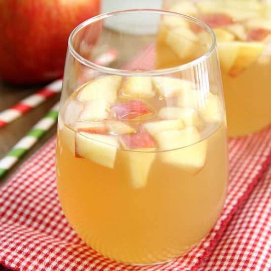 Caramel Apple Sangria