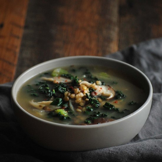 Tarragon, Mushroom & Barley Soup