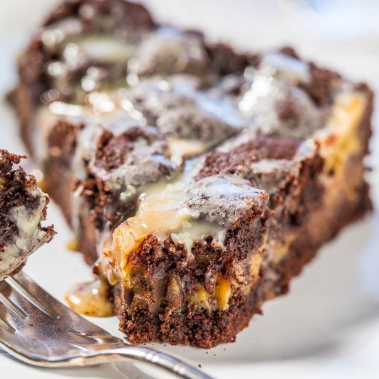 Gooey Chocolate Peanut Butter Bars