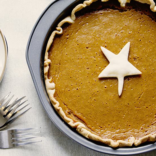 Spicy Eggnog Pumpkin Pie