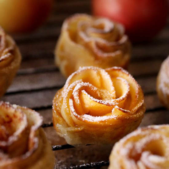 Apple Roses Dessert