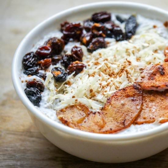 Cinnamon Apple Chia Pudding