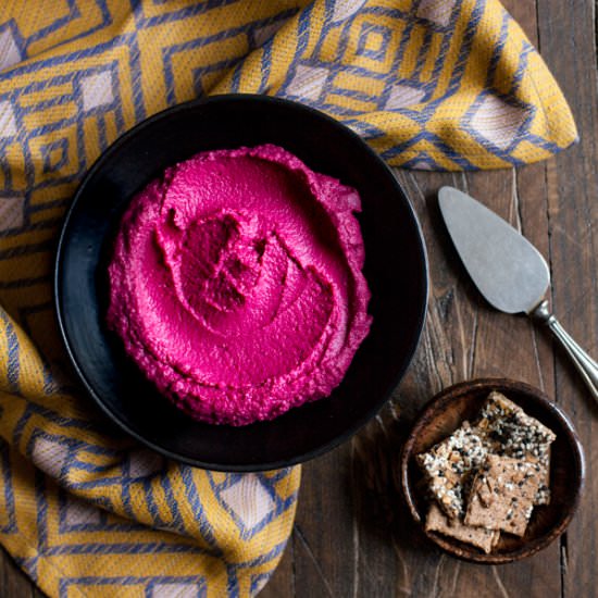 Creamy Roasted Beet Hummus