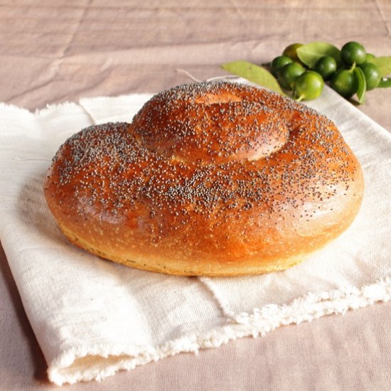 Poppy Seed Challah