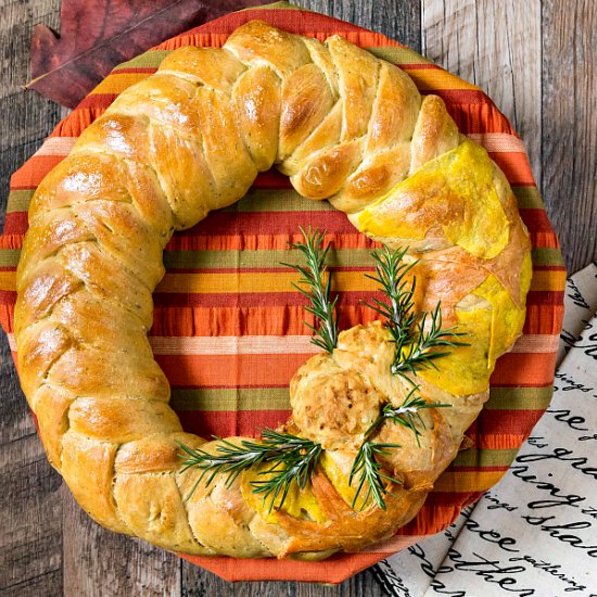 Thanksgiving Braided Bread Wreath