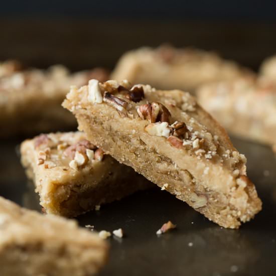 Brown Sugar Pecan Blondies