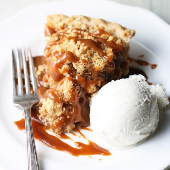 Apple Pie & Pumpkin Caramel Sauce