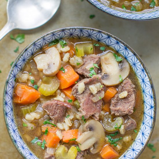 Slow Cooker Beef Barley Soup