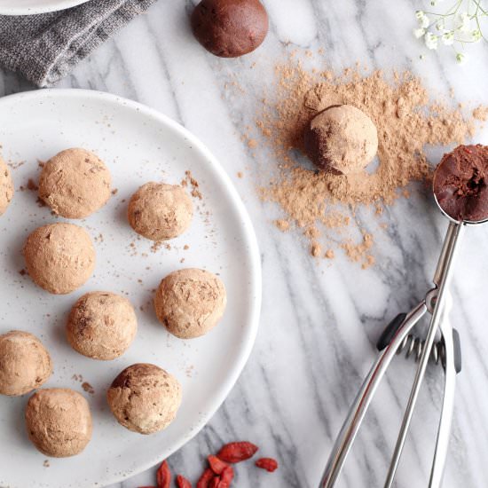 Chocolate Goji Berry Maca Truffles