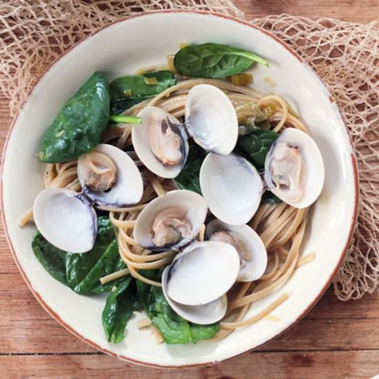 Linguine with Clams & Baby Spinach