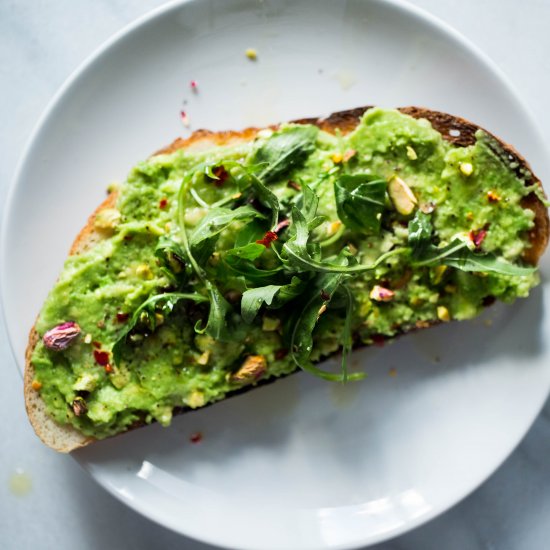 AVOCADO ON TOAST WITH CHILLI FLAKES