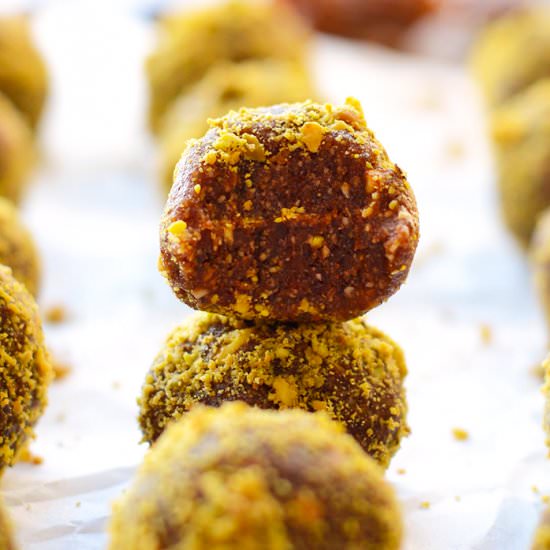 Cherry Pistachio Energy Balls