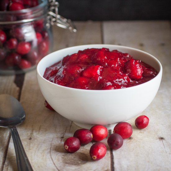 Easy Homemade Cranberry Sauce