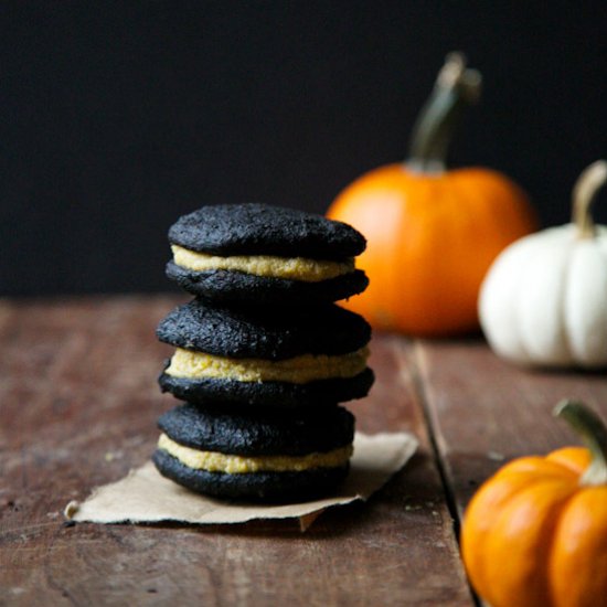 Vegan Pumpkin Whoopie Pies