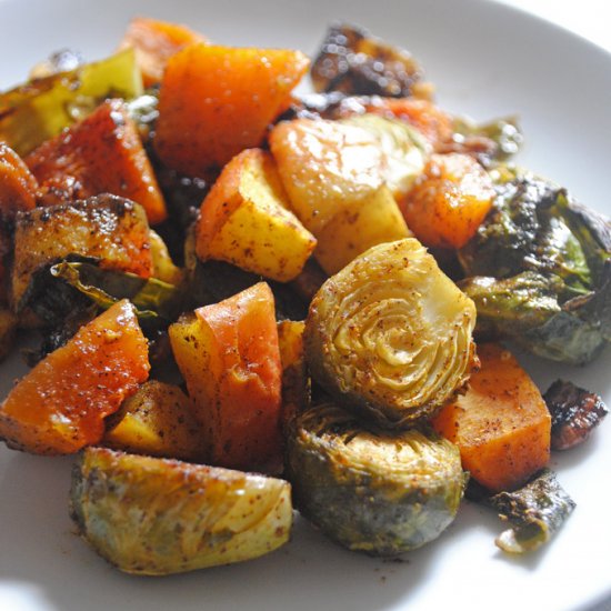 Maple Curry Roasted Veggies+Apples