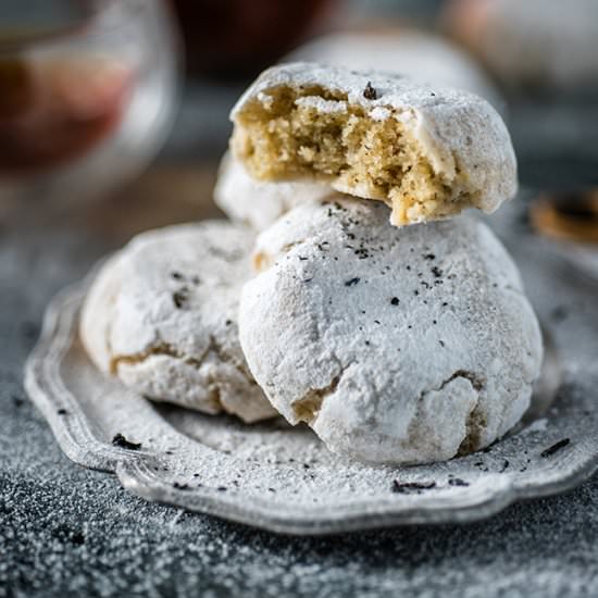 Earl Grey Ricciarelli Cookies