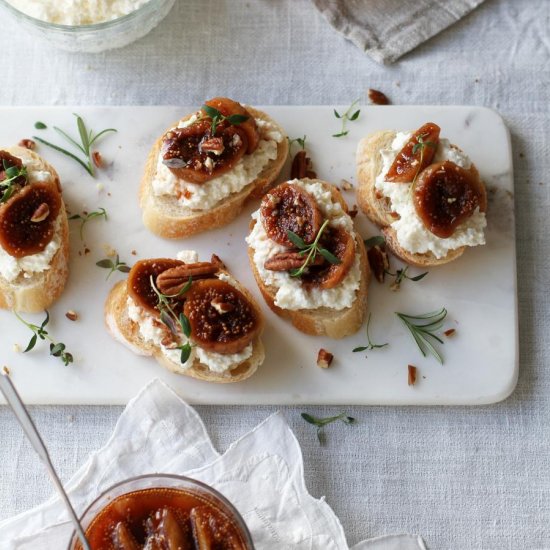 Pickled Figs and Ricotta Crostini