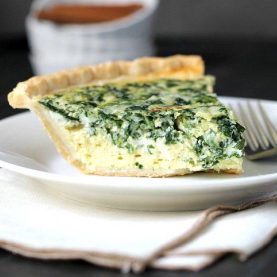 Super Easy Holiday Quiche