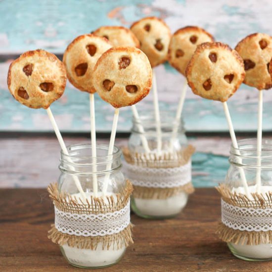 Apple Pie Pops