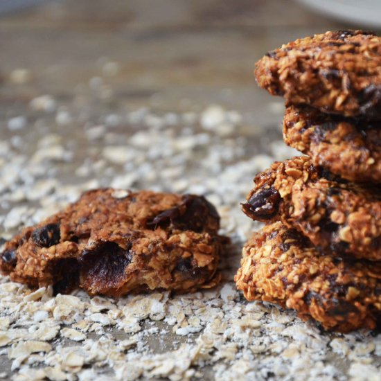 Dates & Oatmeal Healthy Cookies