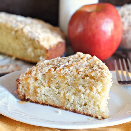 Apple-Vanilla Coffee Cake