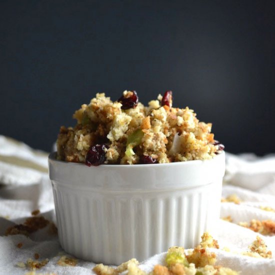 10 Ingredient Craisin-Herb Stuffing