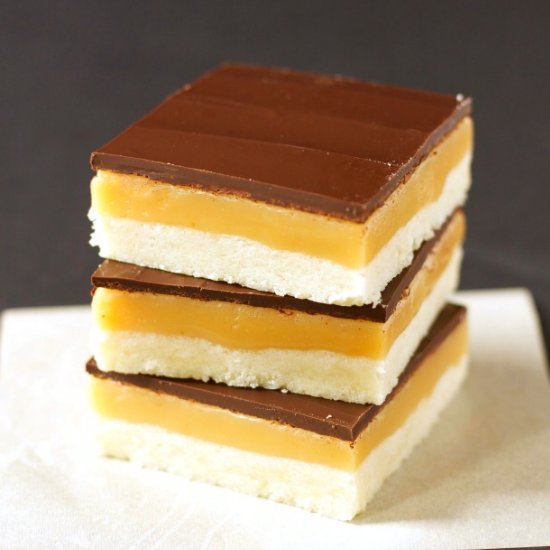 Chocolate Caramel Shortbread Bars