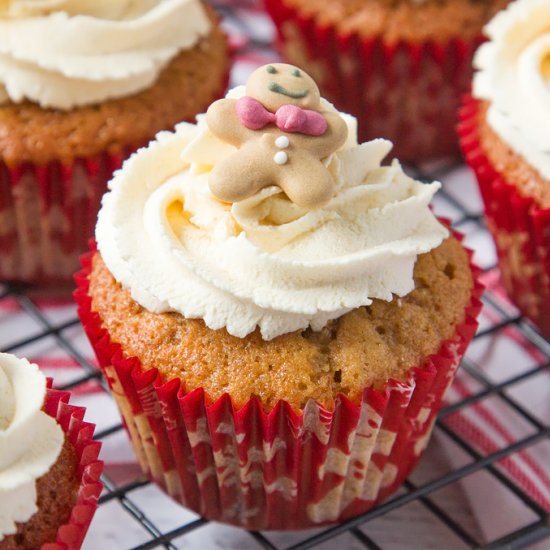 Gingerbread Latte Cupcakes