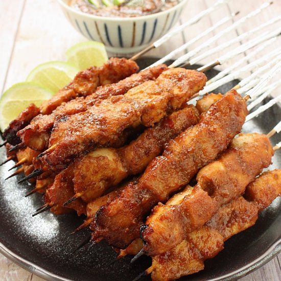 Chicken Satay with Peanut Sauce