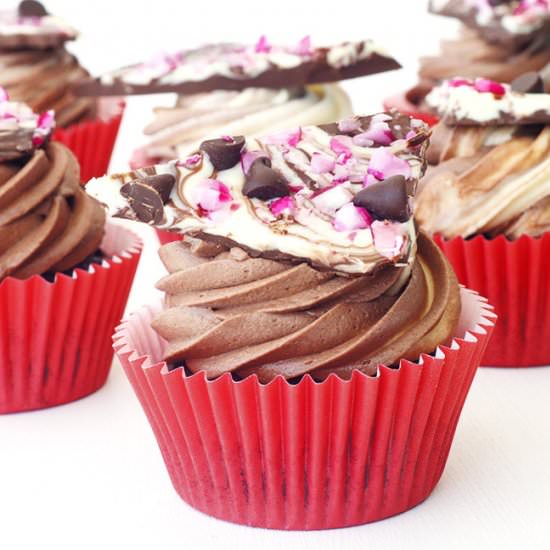 Peppermint Bark Chocolate Cupcakes