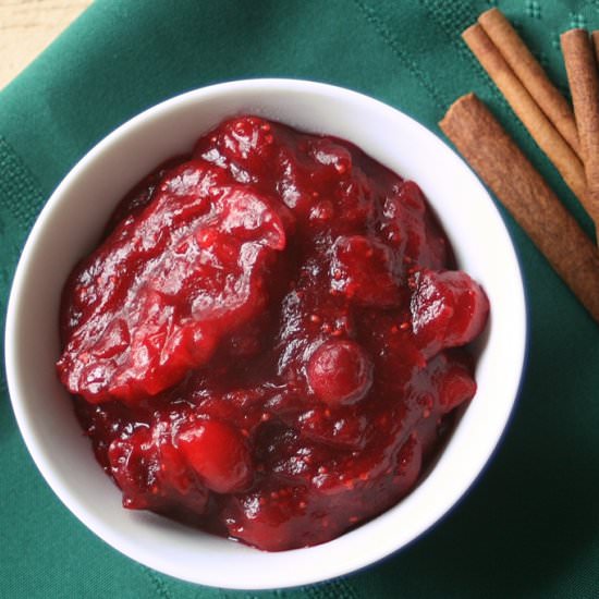 Simple Spiced Cranberry Sauce