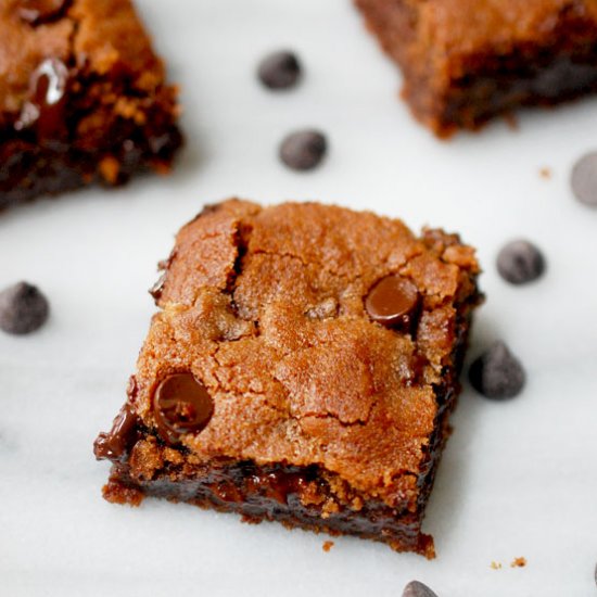 Malted chocolate chip bars