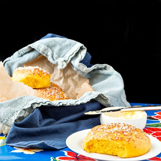 Soft Buttery Pumpkin Dinner Rolls