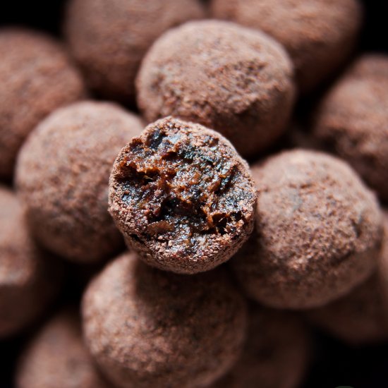 Simple vegan truffles