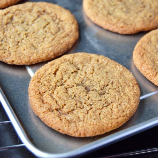 Chewy Molasses Cookies