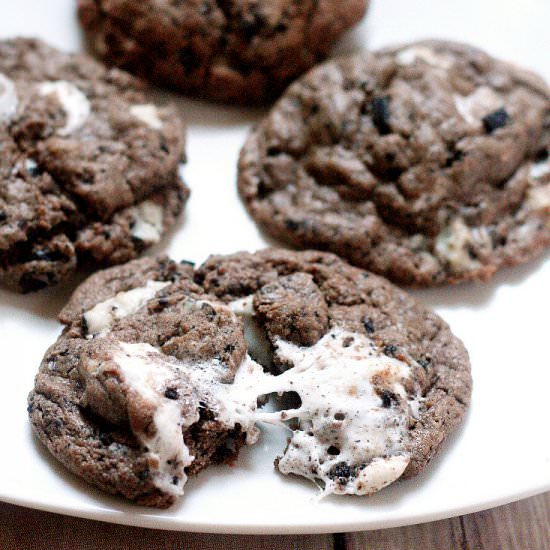 Marshmallow Oreo Chip Cookies