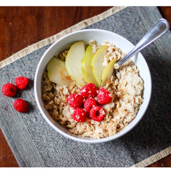 Ginger, Pear & Raspberry Oatmeal