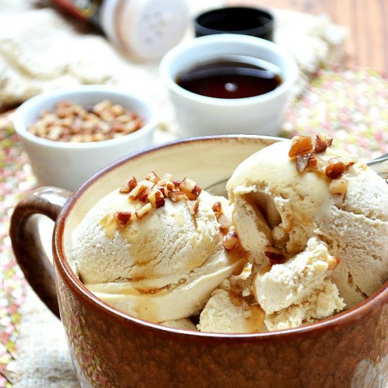 Homemade Cinnamon Maple Ice Cream