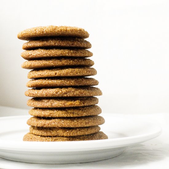 Molasses Crinkle Cookies