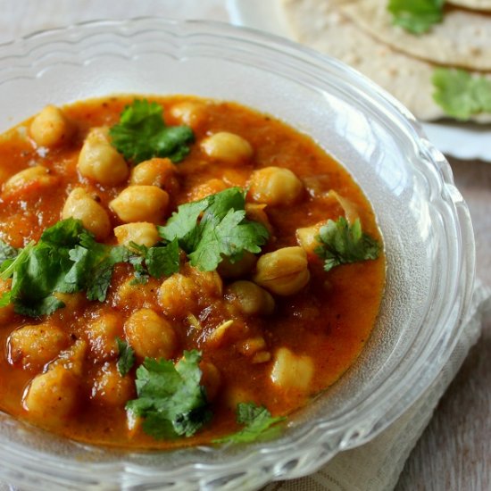 Achari Chana Masala